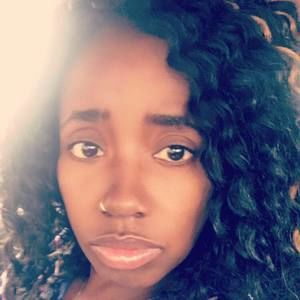 Meet your Posher, Flora