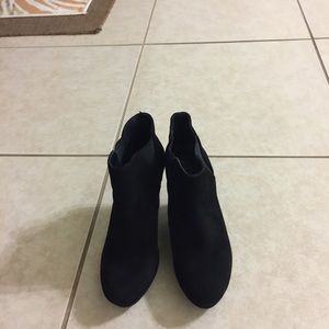 Jessica Simpson booties .