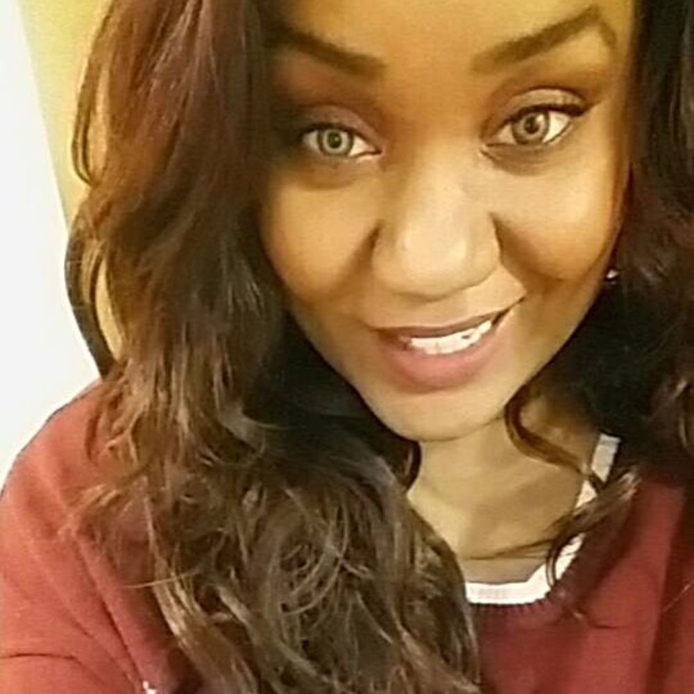 Meet your Posher, Marcisa