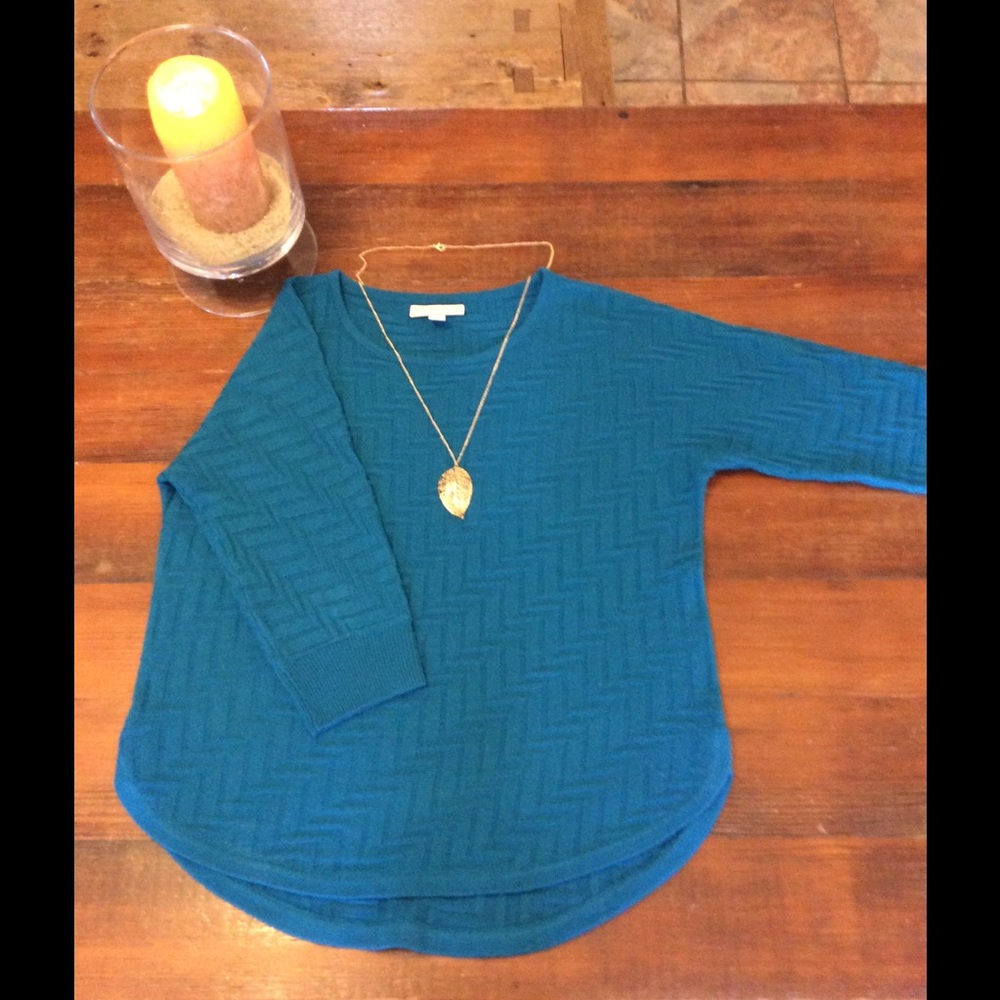 Dana Buchman Ladies sweater