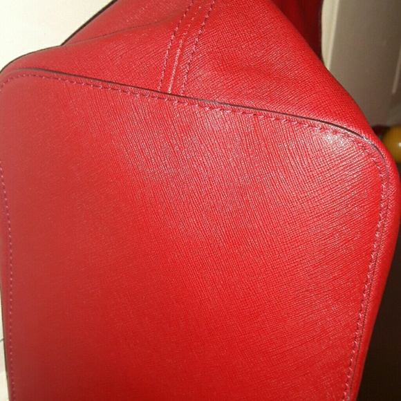 🎉LOWEST🎉MK Jet Set Saffiano Leather Travel Tote - Picture 4 of 6