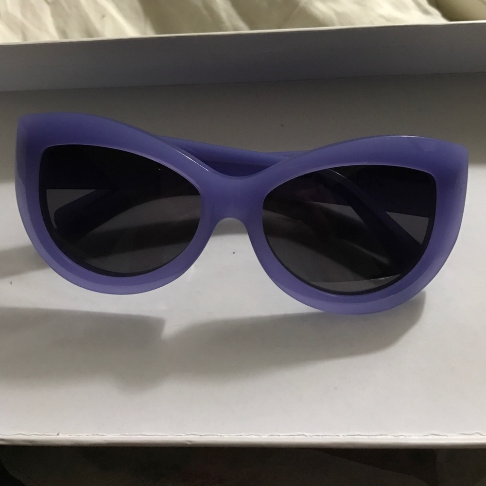 Wildfox Kitten Sunglasses in Lavendar