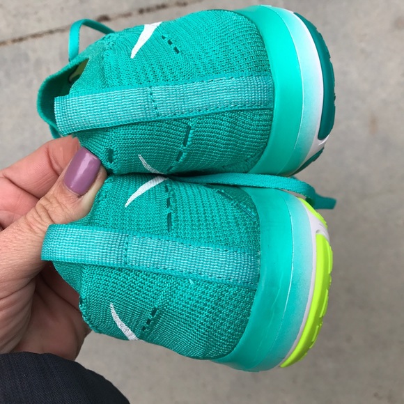 NEW | LAST PAIR⚡️ NIKE FLY KNIT WOMENS 9 - Picture 5 of 6