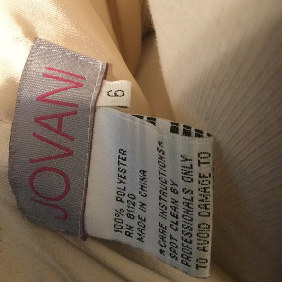  Stunning Prom / Party Dress  - Picture 5 of 6