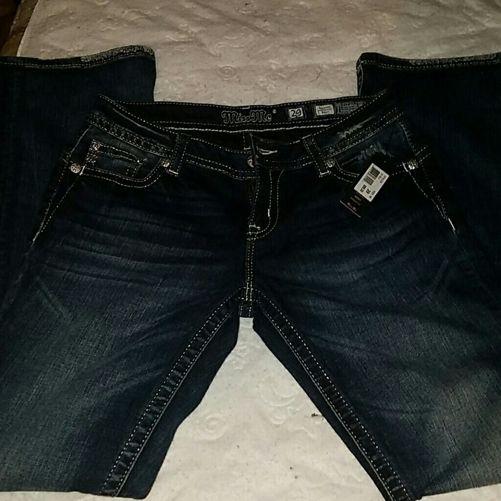 NWT Miss Me jeans size 29 inseam 34"