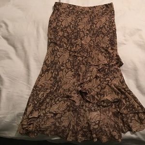 Brown/tan paisley skirt