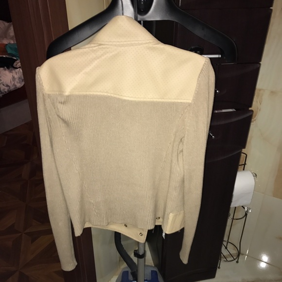 Jacket - Picture 2 of 2