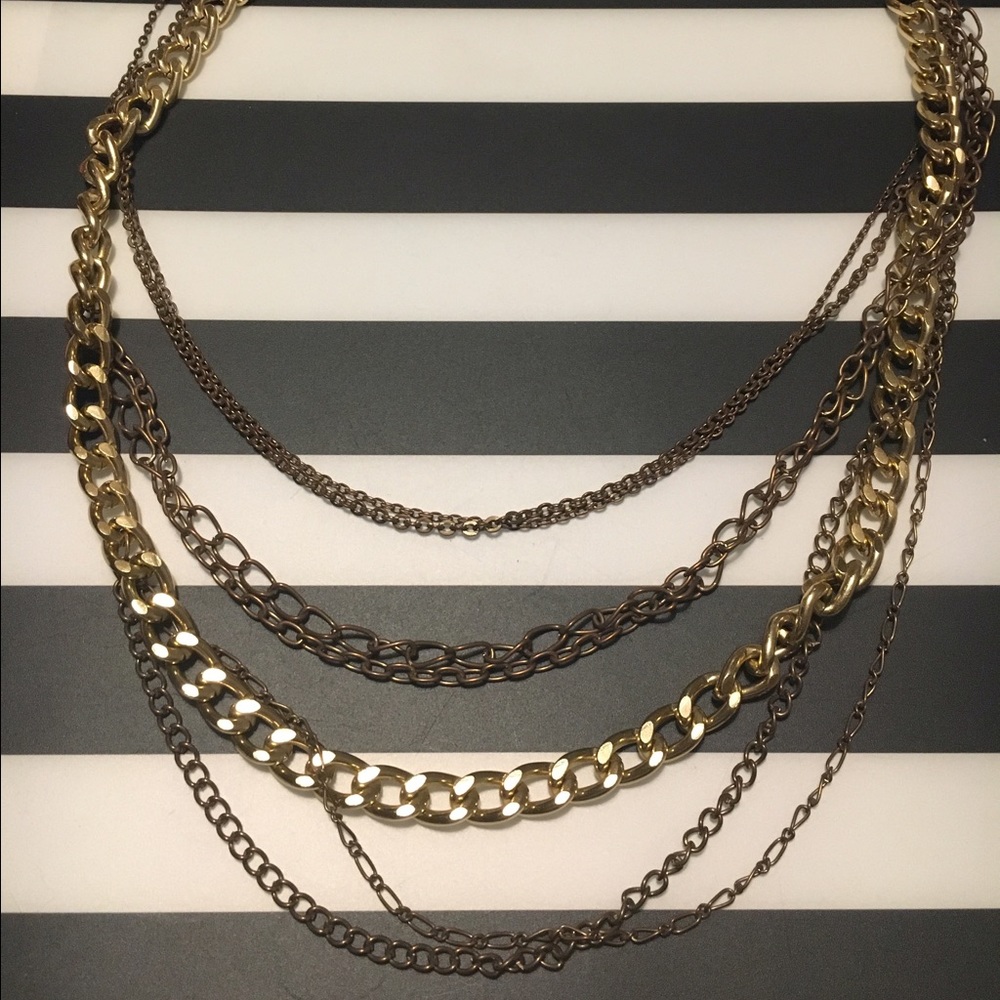 Multiple Chain Gold necklace - Picture 3 of 4