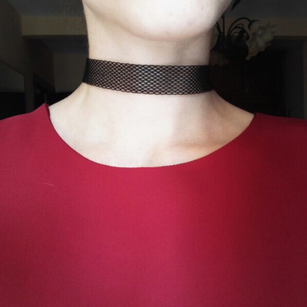 Black fishnet lace thick choker
