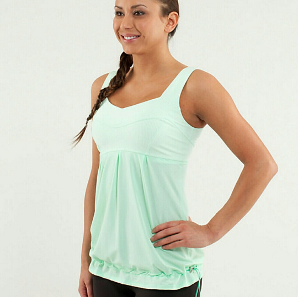 Lululemon tame me tank 6 (fresh teal)