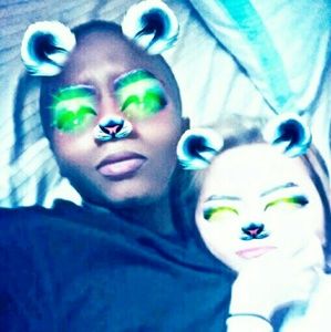 Meet your Posher, Rommie