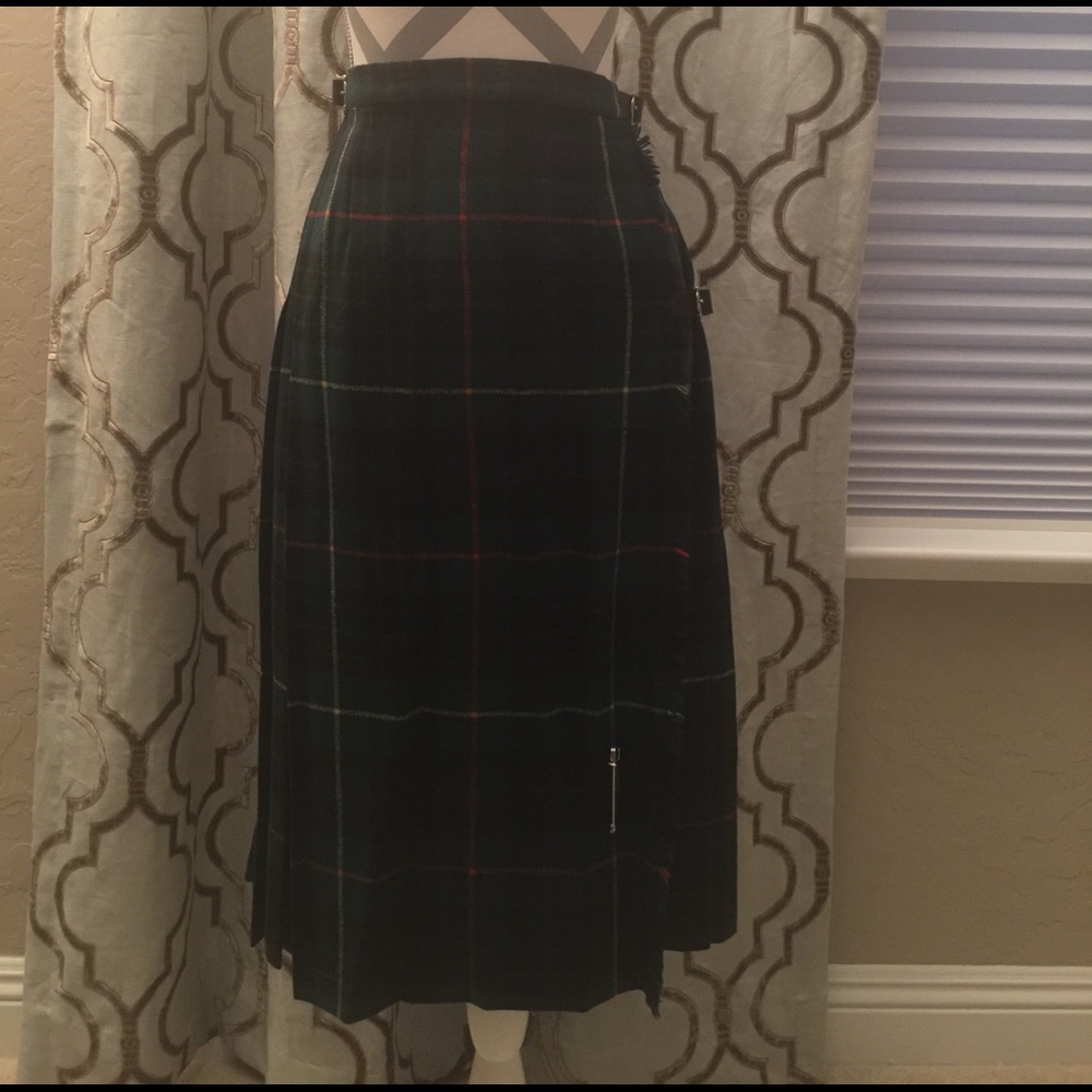 Scotish kilt and matching hat from Ireland