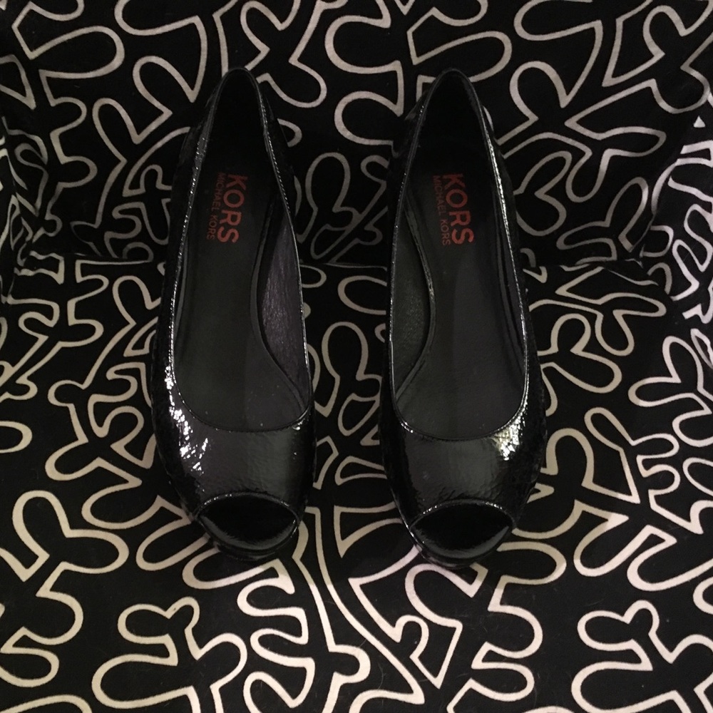 MK black peep toe shoes