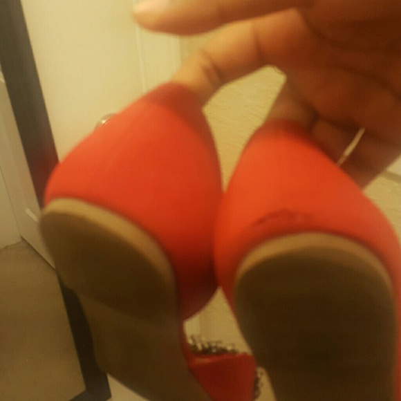 Red bow Flats - Picture 2 of 2