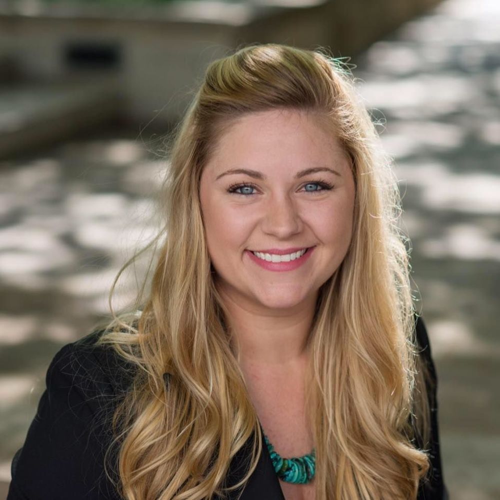 Meet your Posher, Jennifer