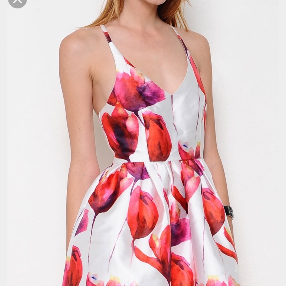 Short white with red flower dress