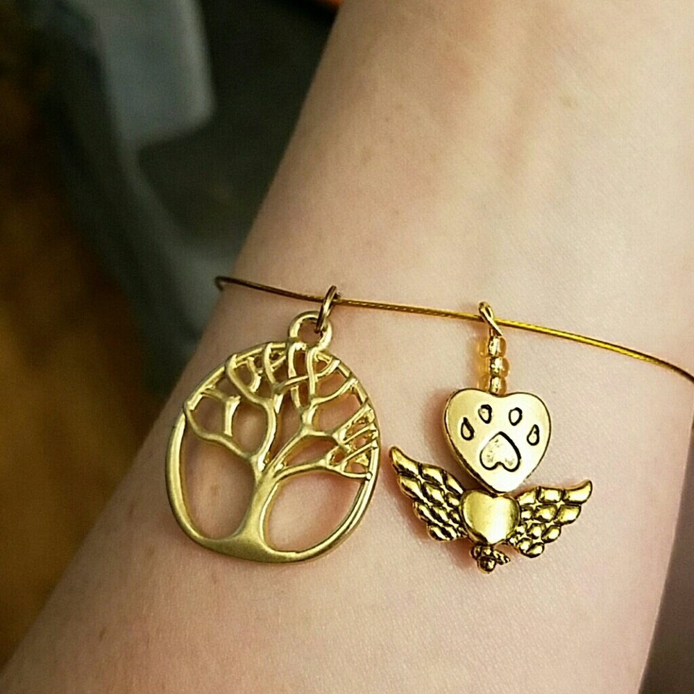Host Pick 🎉🎉 Pet remembrance bracelet