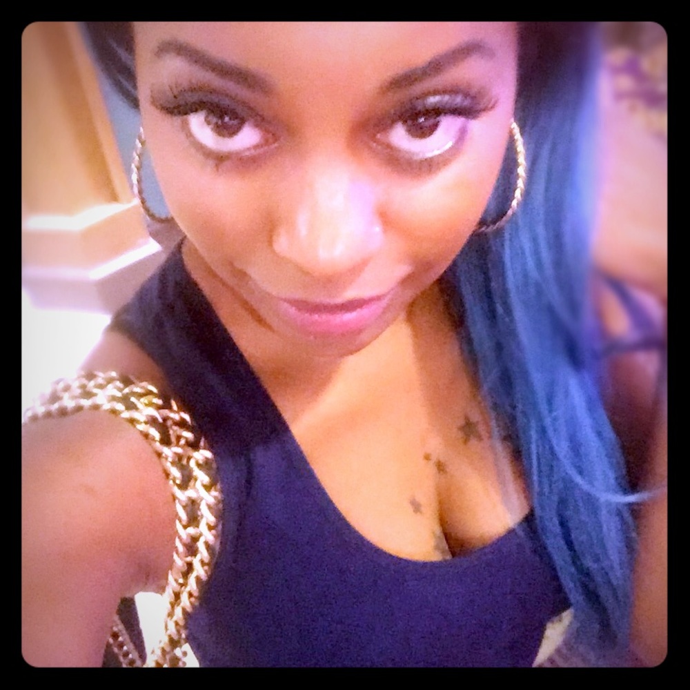 Meet your Posher, Laci