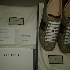 Gucci women sneakers