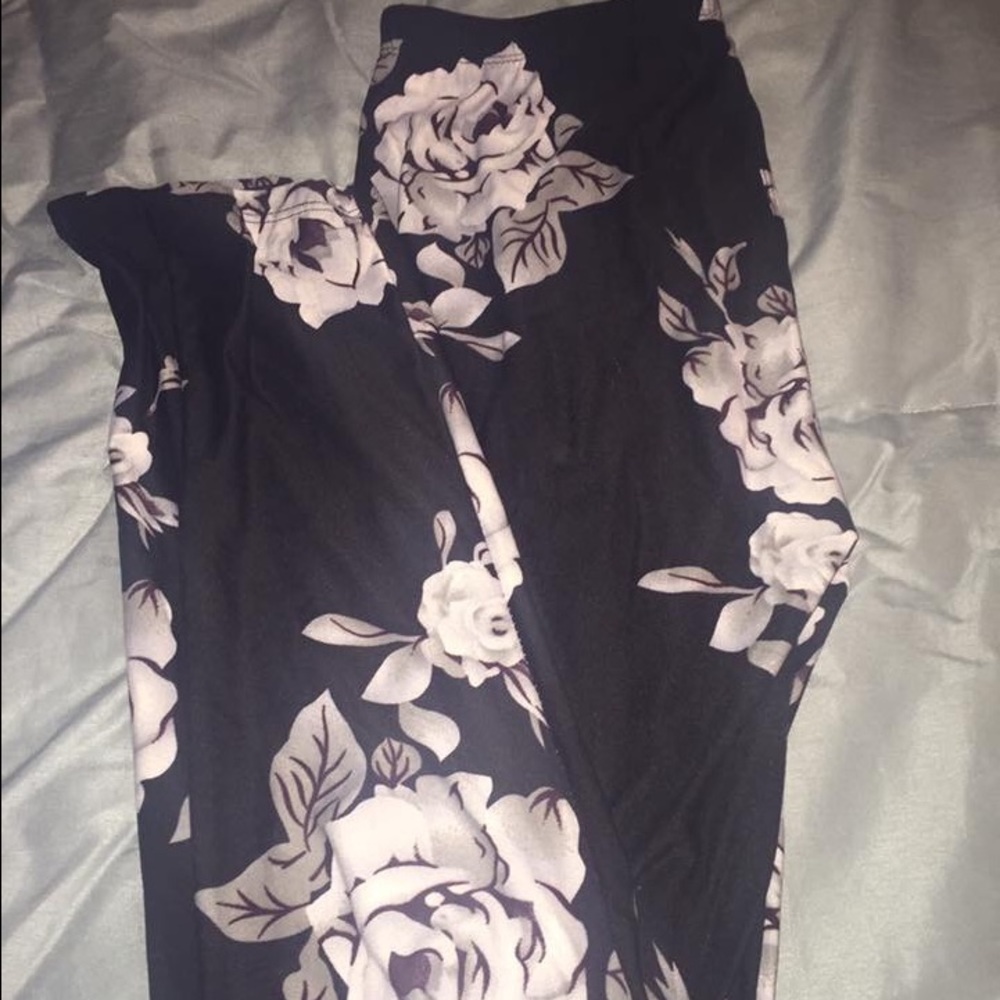 Agnes & Dora Leggings. Like New.