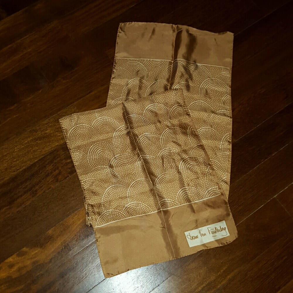Diane Von Furstenberg scarf
