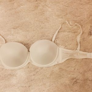 32C strapless push-up Calvin Klein bra