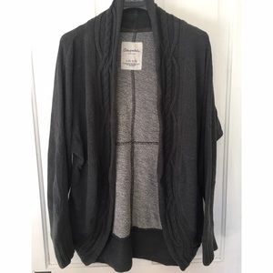 Aeropostale Grey Cable Knit Relaxed Cardigan.