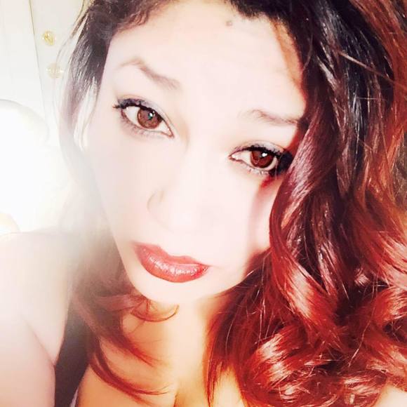 Meet your Posher, Sharon - Picture 1 of 1