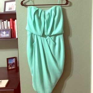 GUESS Mint strapless dress