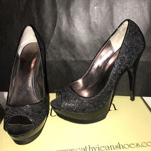 Bakers pumps beautiful size 5.5 worn once