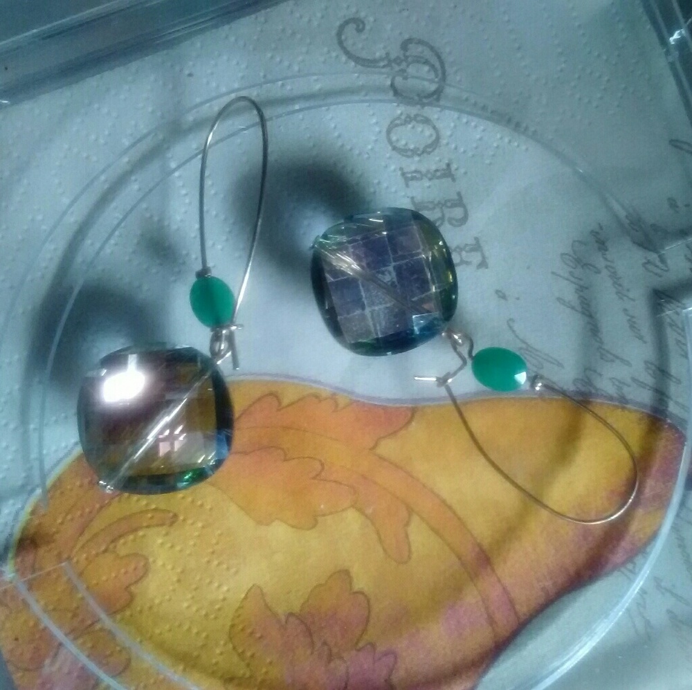 Crystal drop earrings