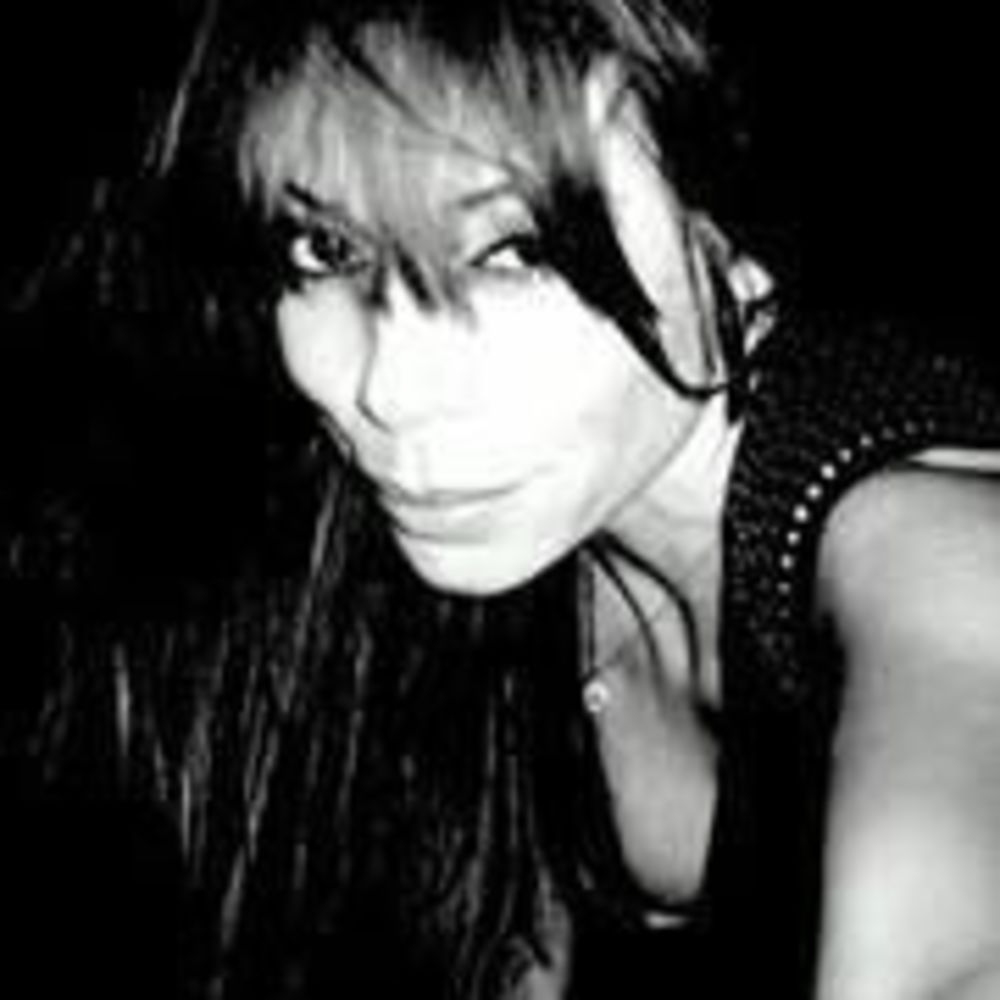 Meet your Posher, Miriam