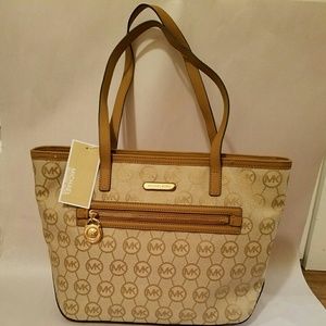 Michael Kors Kempton Signature Tote Purse