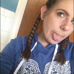 Meet your Posher, Emma