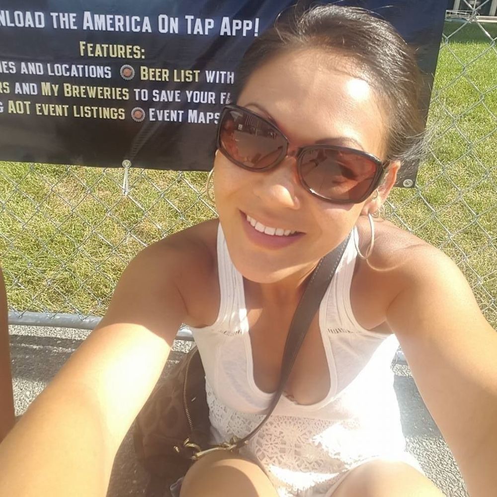 Meet your Posher, Leeann