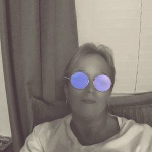 Meet your Posher, Cynthia