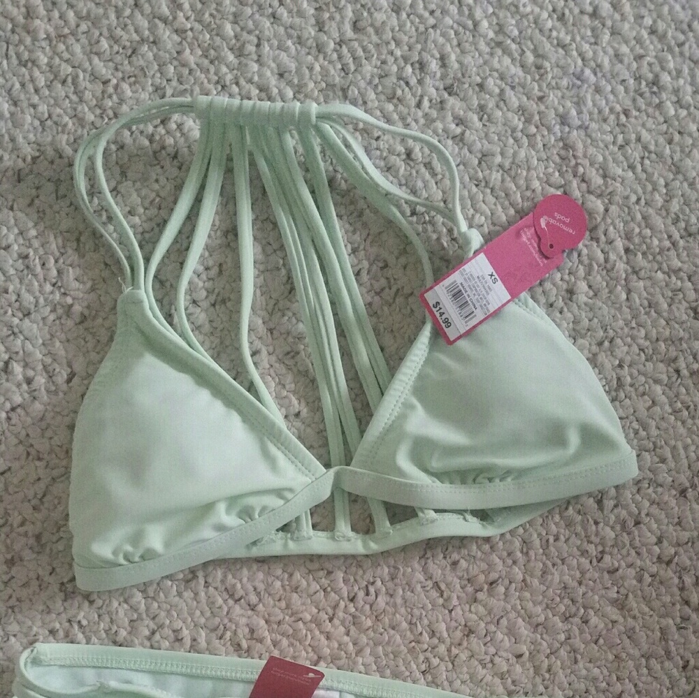 Bathing suit
