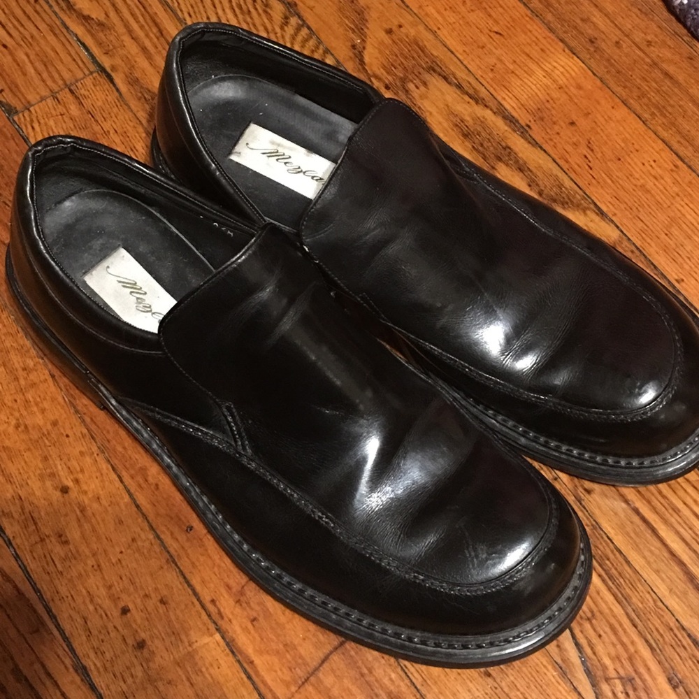 Men's shoes