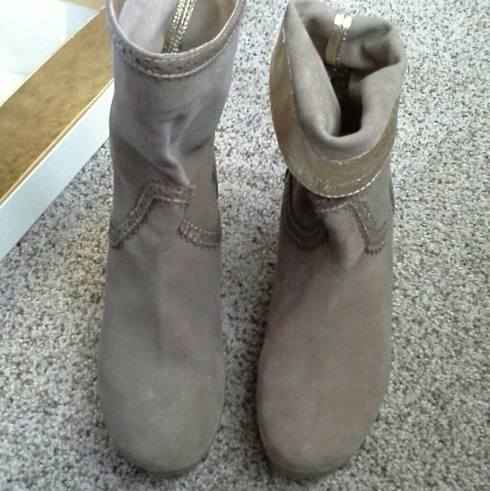 DaniBlack boots