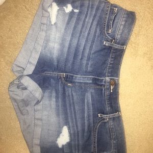 Destroyed high rise hollister shorts