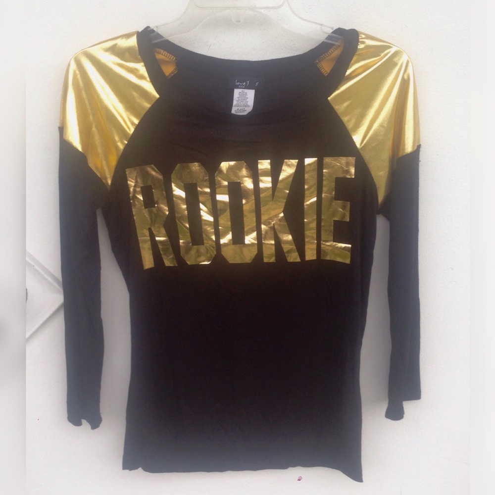 Rookie tee 