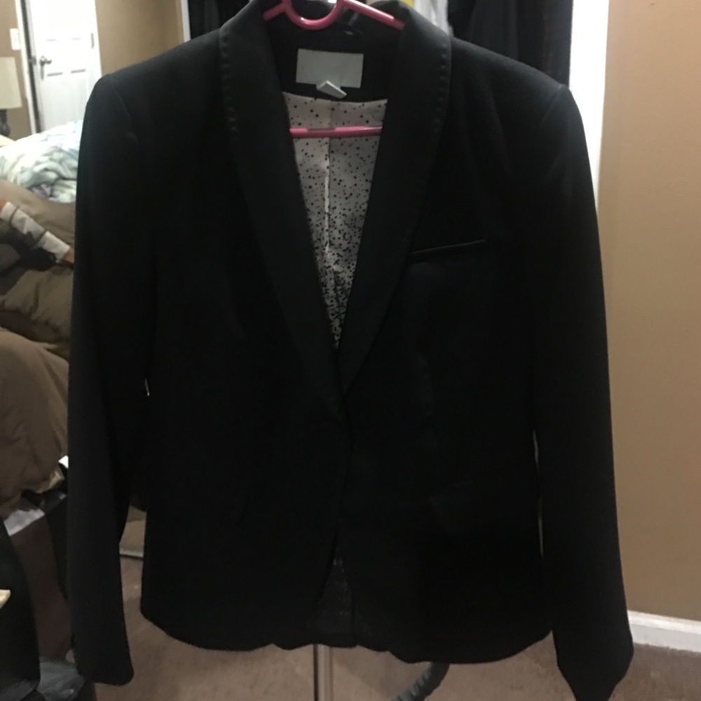H&M Shoulder Pad Blazer