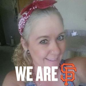 Meet your Posher, Debby