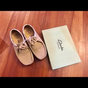 clarks sand wallabees women US 7