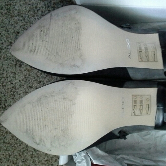 Aldo suede color block heeled booties - Picture 5 of 5