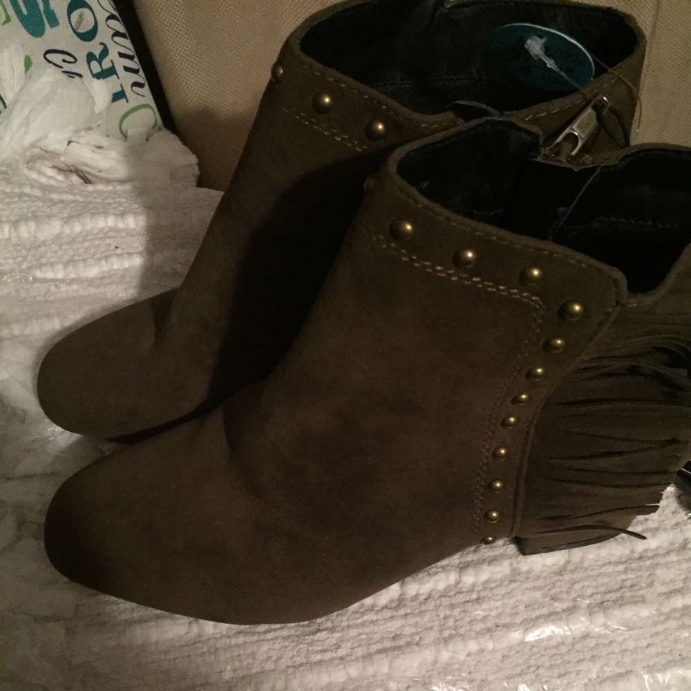 Fringe booties