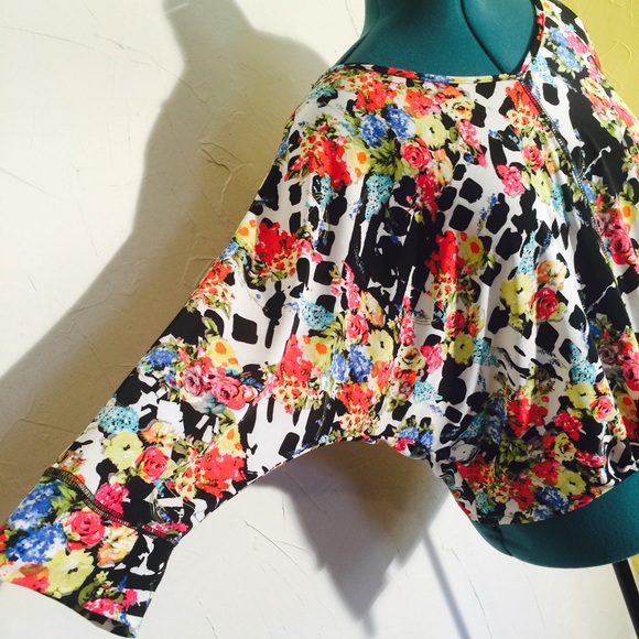 Floral top xl - Picture 4 of 8