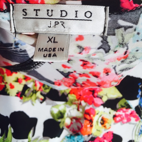 Floral top xl - Picture 7 of 8