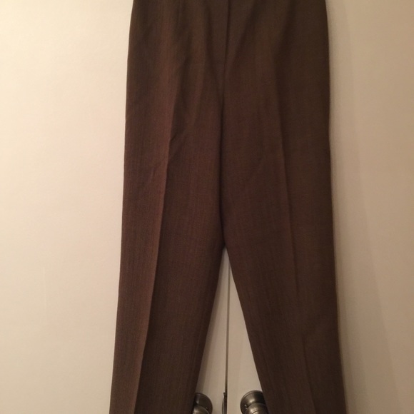 Suits - Picture 2 of 2