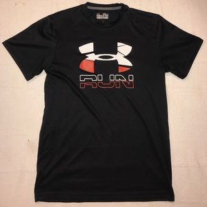Under armour regular heat hear tshirt